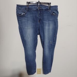 Kut from the Kloth Women's Size 20 Blue Cropped Distressed Skinny Jeans GUC